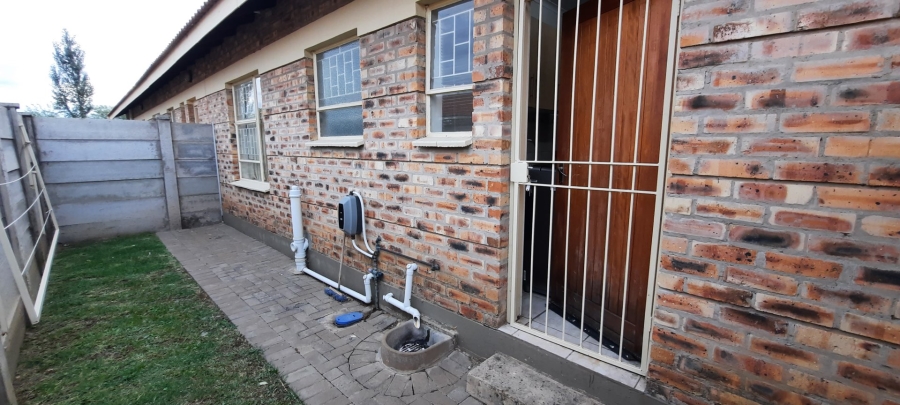 2 Bedroom Property for Sale in Midway Free State